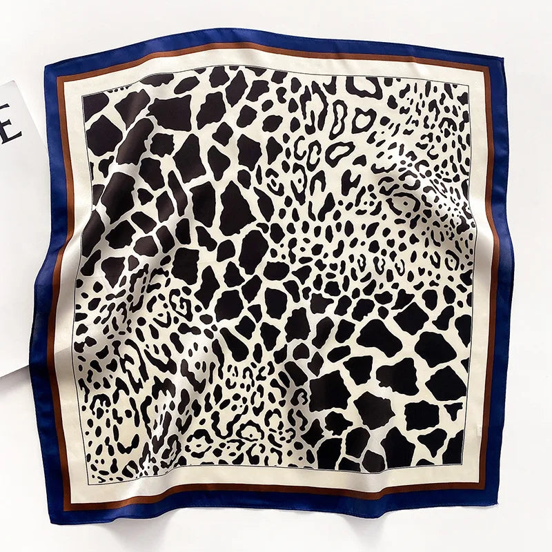 Nature Silk Neck Scarves Lady Foulard Lovely Strawberry Print 100% Real Silk Square Scarf for Women Bag Ribbon Hairband Kerchief