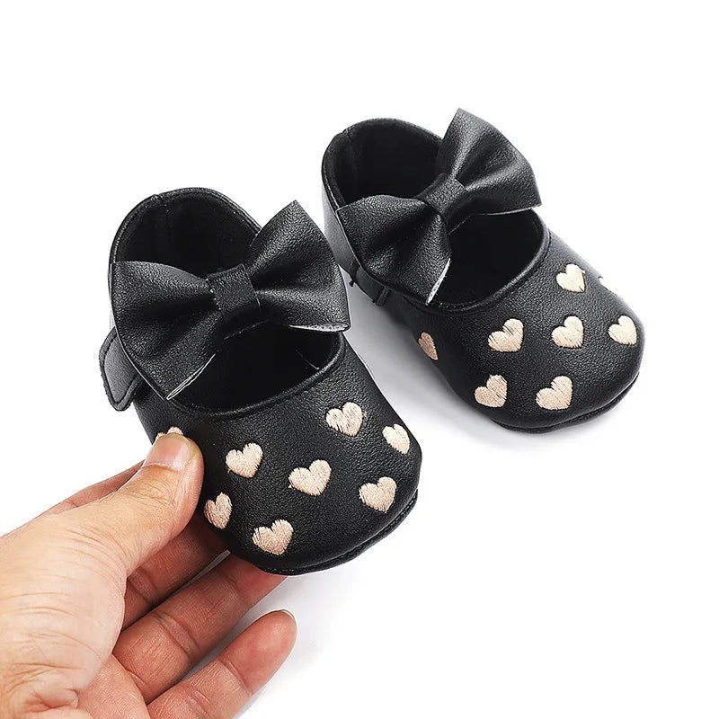 Baby Shoes Classic Dress Cute Bow-knot Heart Anti-slip Soft Sole First Walkers Infant Baby Girls Toddler Shoes 0-18m