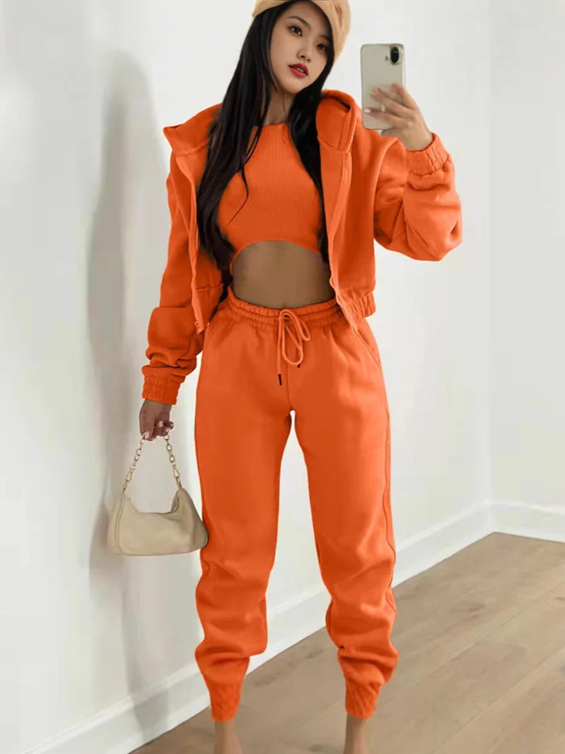 Ladies Tracksuit Zippered Hooded Jogger Tracksuit Thermal Lined Trousers Tracksuit Fashionable Athleisure Cozy Ensemble