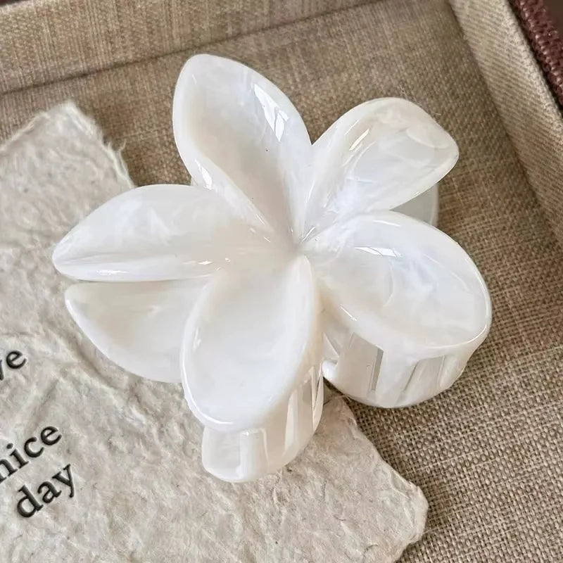 New Frangipani Fresh and Sweet Egg Flower Back of Head Disc Hair Shark Clip Hair Ornament Claw Hair Clips for Women