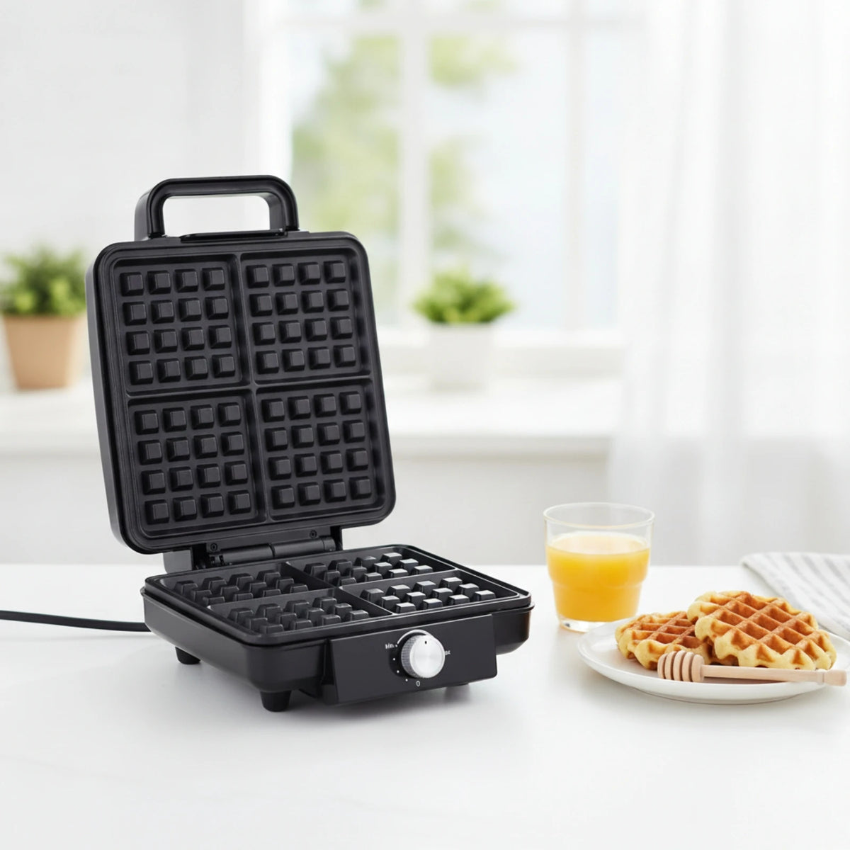 Electric Waffle Maker Nonstick Waffle Maker with Non-Stick Plates for Breakfast, Brunch