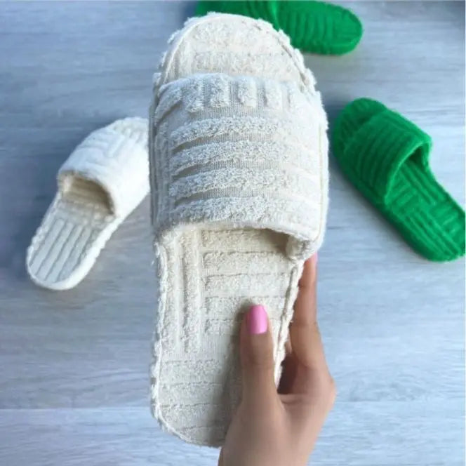 2024 Women New Luxury Brand One-Word Thick-Soled Warm Furry Women's Shoes Embossed Cotton Drag Outdoor All-Match Casual Slippers