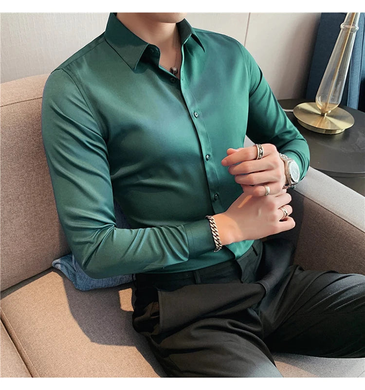 Men's Long-Sleeve Button-Down Shirt