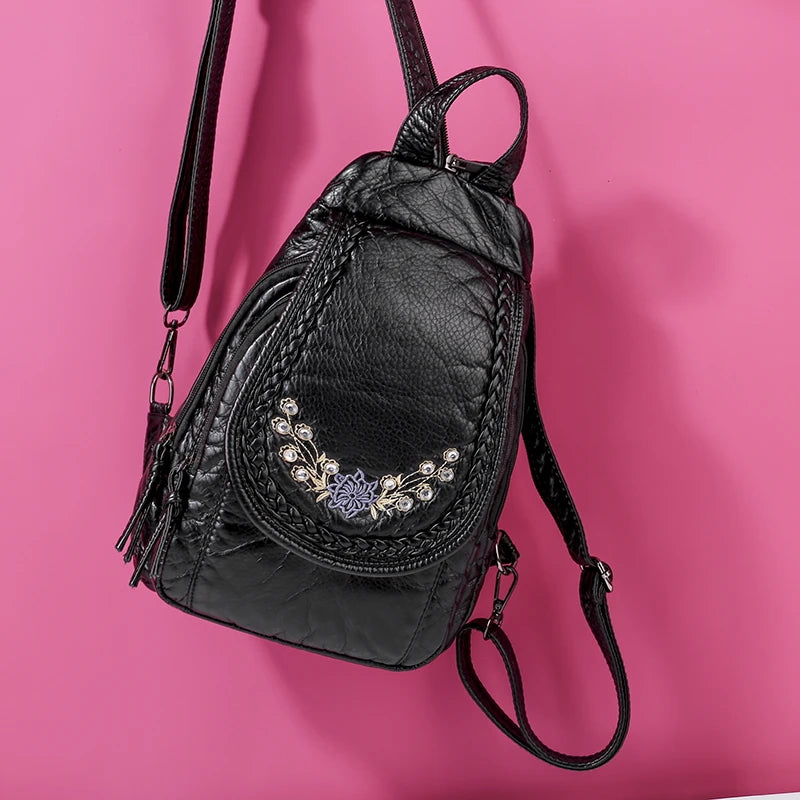 Hot White Women Backpack Female Washed Soft Leather Backpacks Ladies Sac A Dos School Bags for Girls Travel Back Pack Rucksacks