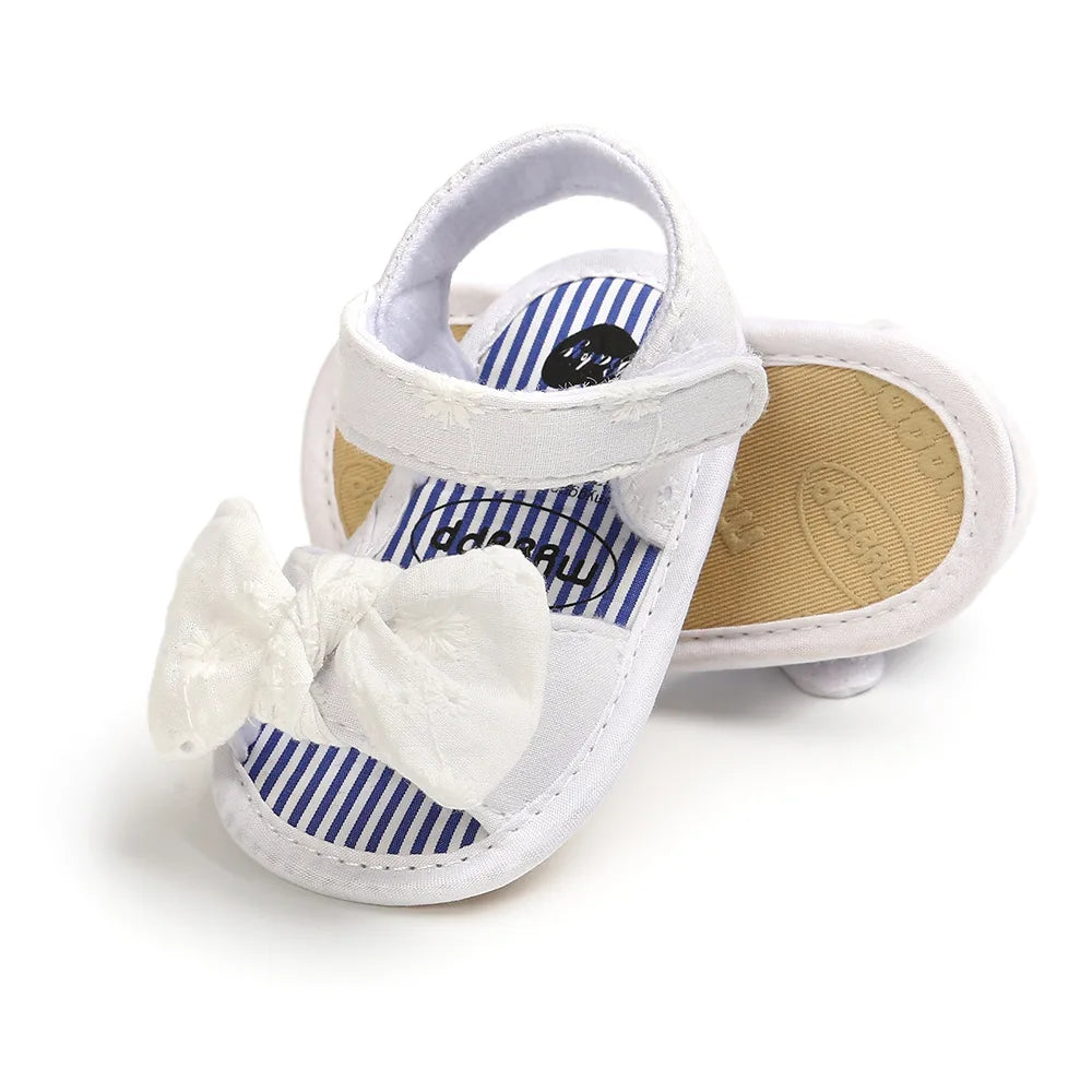 Baby Summer Beach Sandals with Butterfly Bow 0-18 Months Neonatal Casual Shoes Fashionable Indoor and Outdoor Flat Shoes