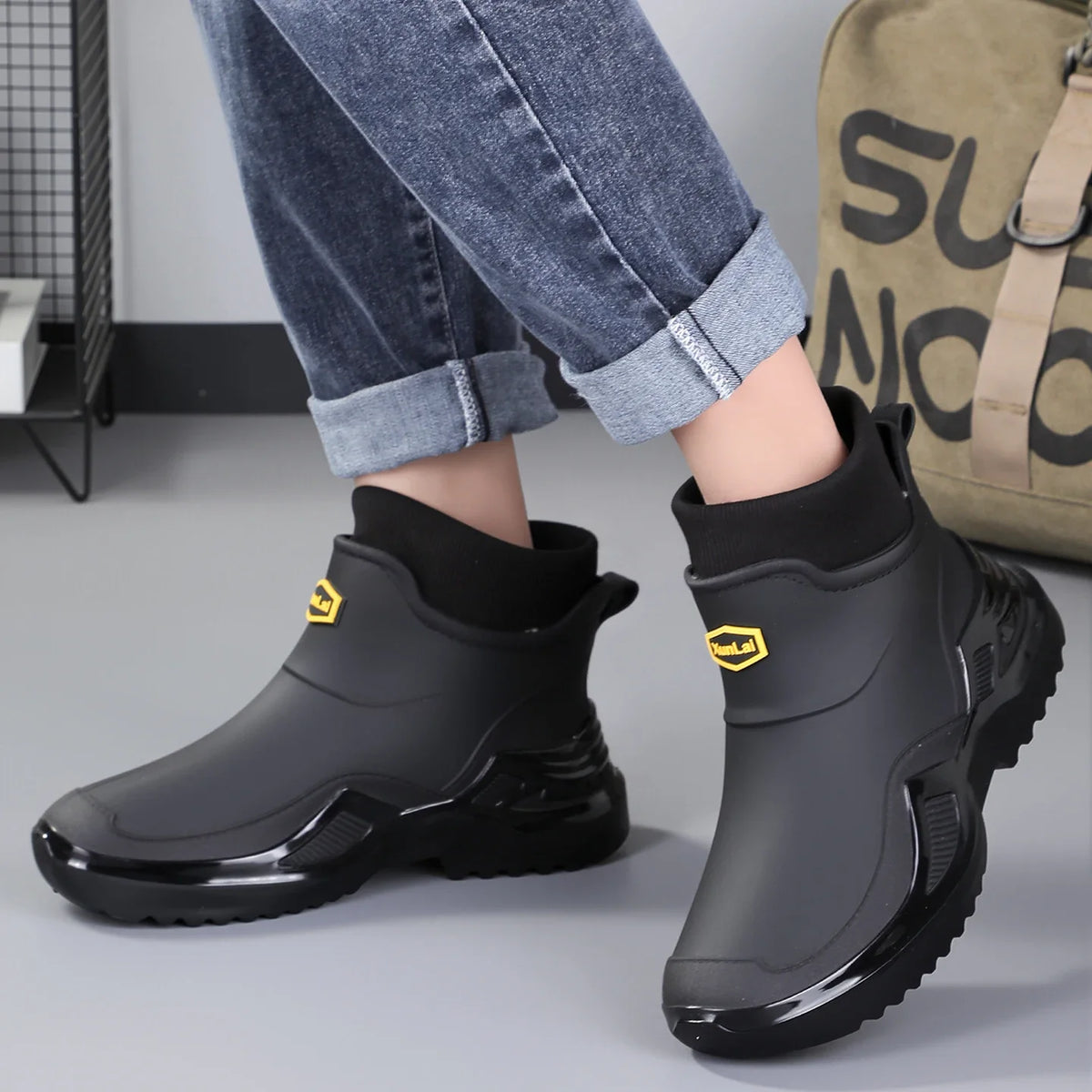 Men Women Winter Waterproof Rain Boots Fleece Warm Snow Sock Cuff Anti Slip Ankle Boots Outdoor Work Garden Shoes Size 36-46