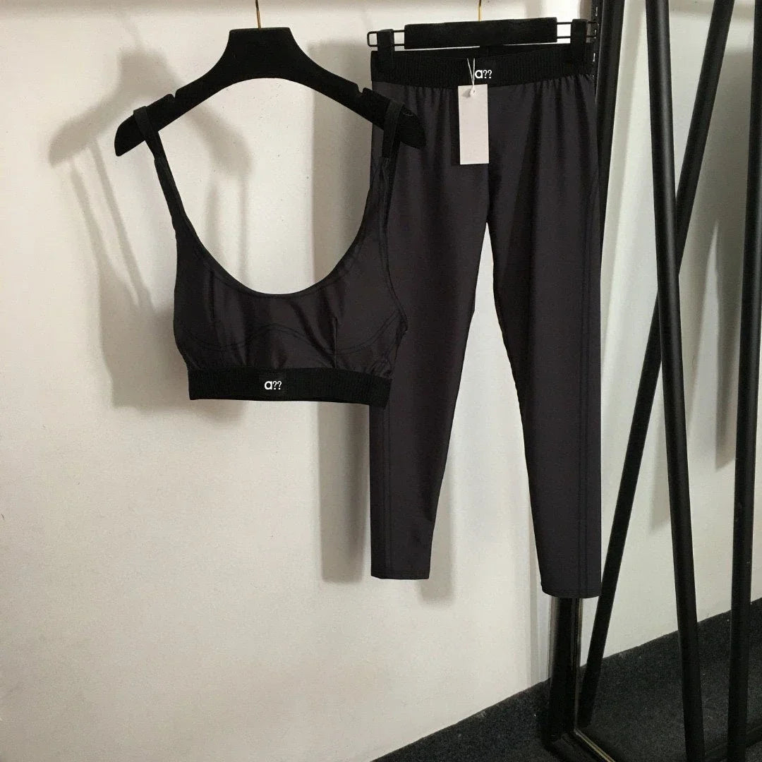 2026 Summer New Style Yoga Sports Outfit - Bandeau Top Stretchy Ankle-length Leggings