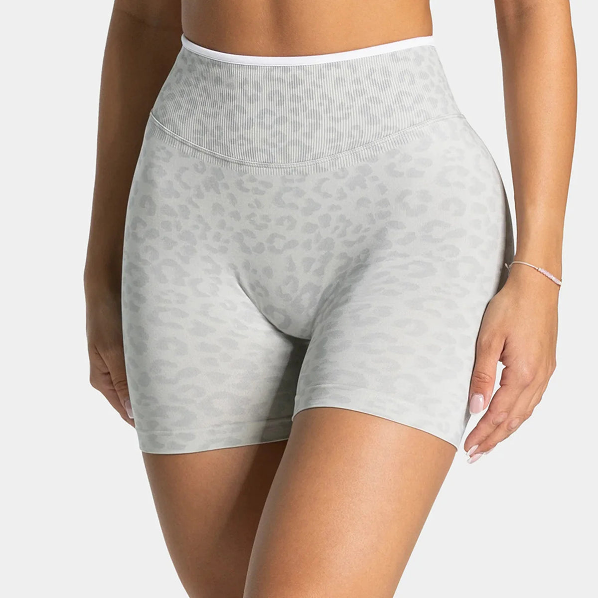Womens Seamless Leopard Print High Waist Push Up Gym Fitness Running Workout Yoga Shorts Cycling Sports Short Tights Leggings