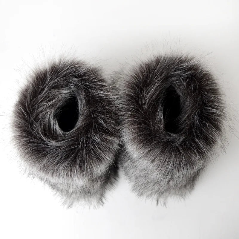Women's Winter Snow Boots Outdoor Luxury Furry Faux Fox Fur Boots Woman Plush Warm Platform Shoes New Fashion Bottes Big Size 46