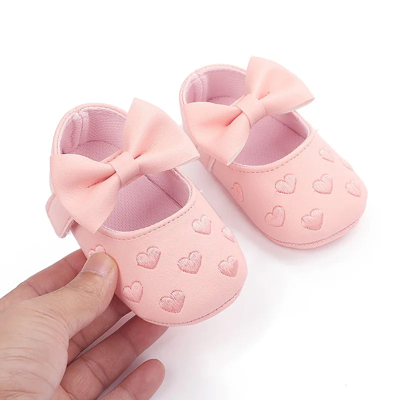 Baby Shoes Classic Dress Cute Bow-knot Heart Anti-slip Soft Sole First Walkers Infant Baby Girls Toddler Shoes 0-18m