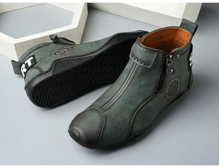 Autumn and Winter New Men's Short Boots  British Classic Retro Flat Bottom Cotton Shoes Outdoor Business Sports Casual Shoes