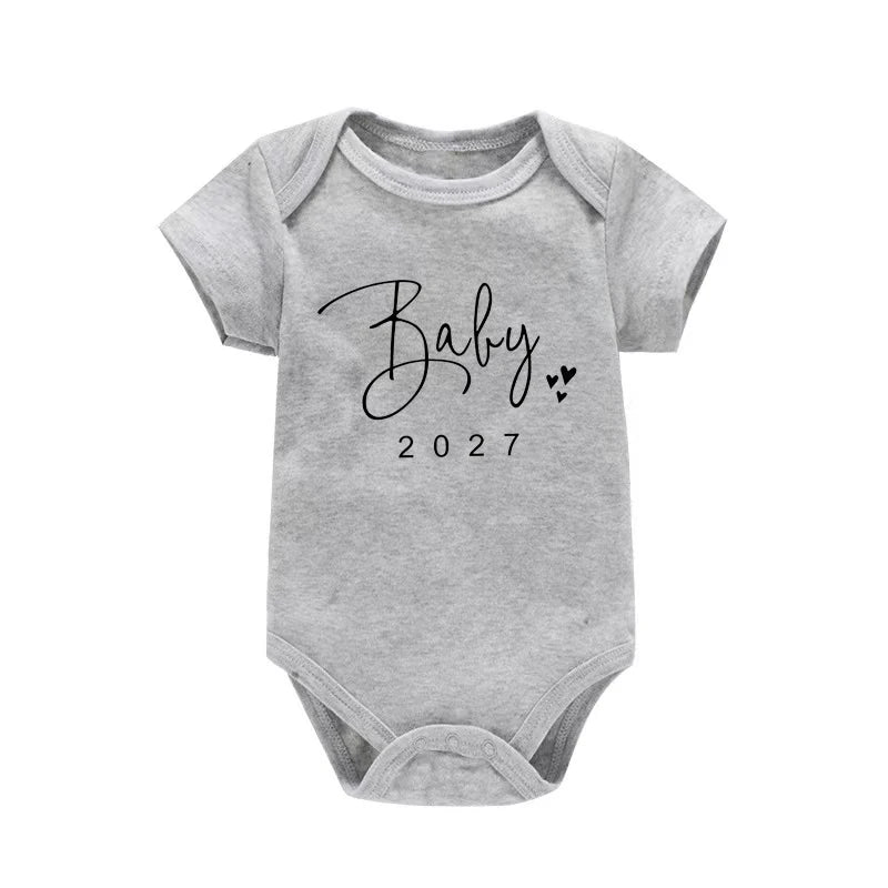 Baby 2027 Pregnancy Announcement Bodysuit Newborn Baby Onesie Funny Boys Girls Romper Jumpsuit Clothes Outfit