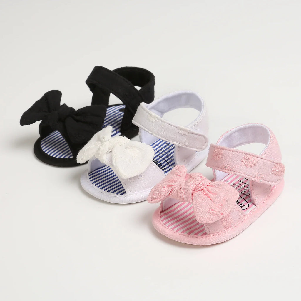Baby Summer Beach Sandals with Butterfly Bow 0-18 Months Neonatal Casual Shoes Fashionable Indoor and Outdoor Flat Shoes