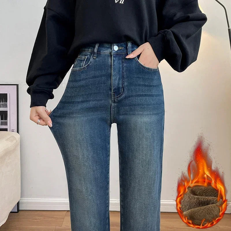 Winter Thickened Women's Mink Velvet Jeans Loose Straight Warm Soft Fleece Fashion Elastic High Waist Female Pants Black Blue
