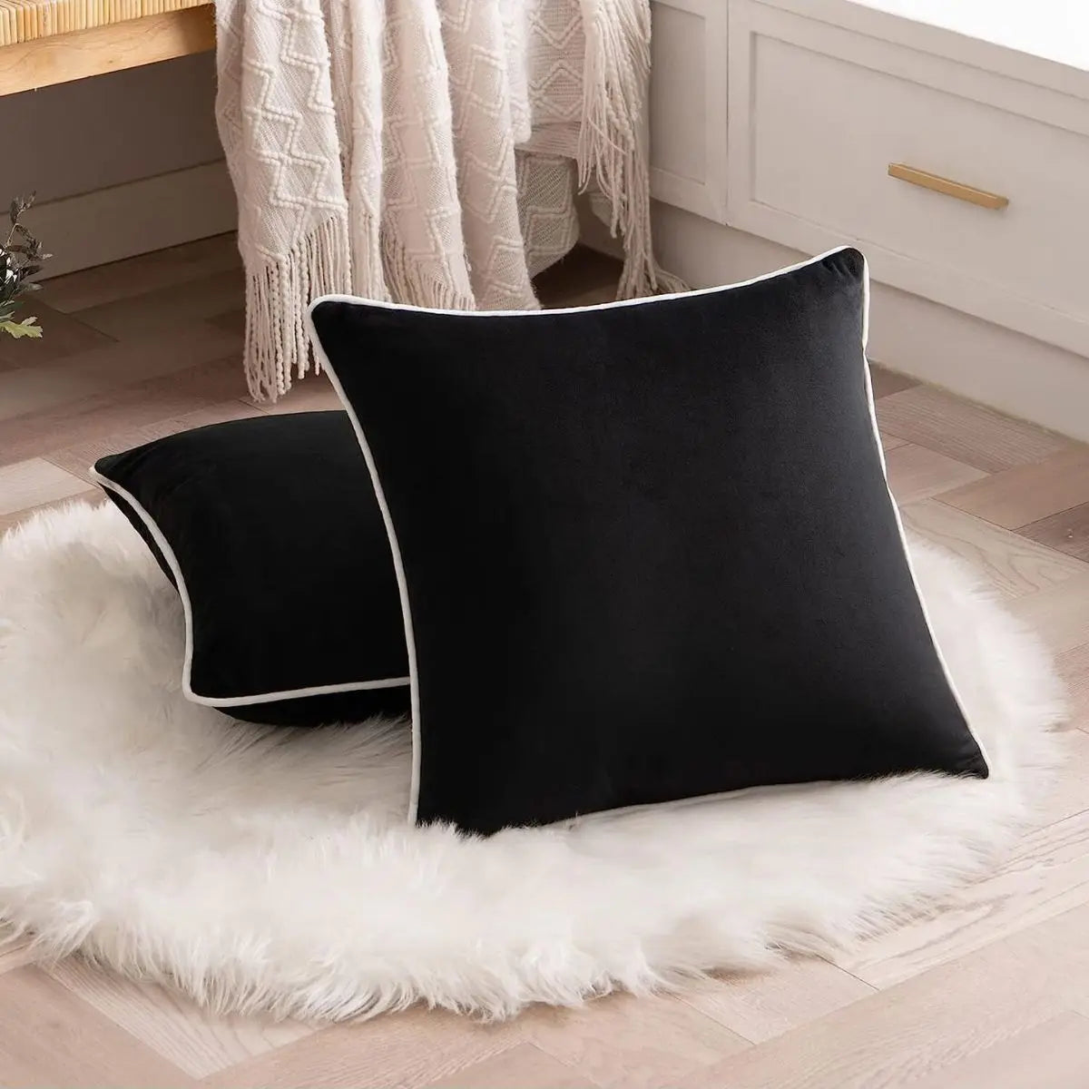60x60cm Solid Color Velvet Pillow Cover Nordic Black and White Edging Pillowcase Modern Light Luxury Cushions Cover Decorative