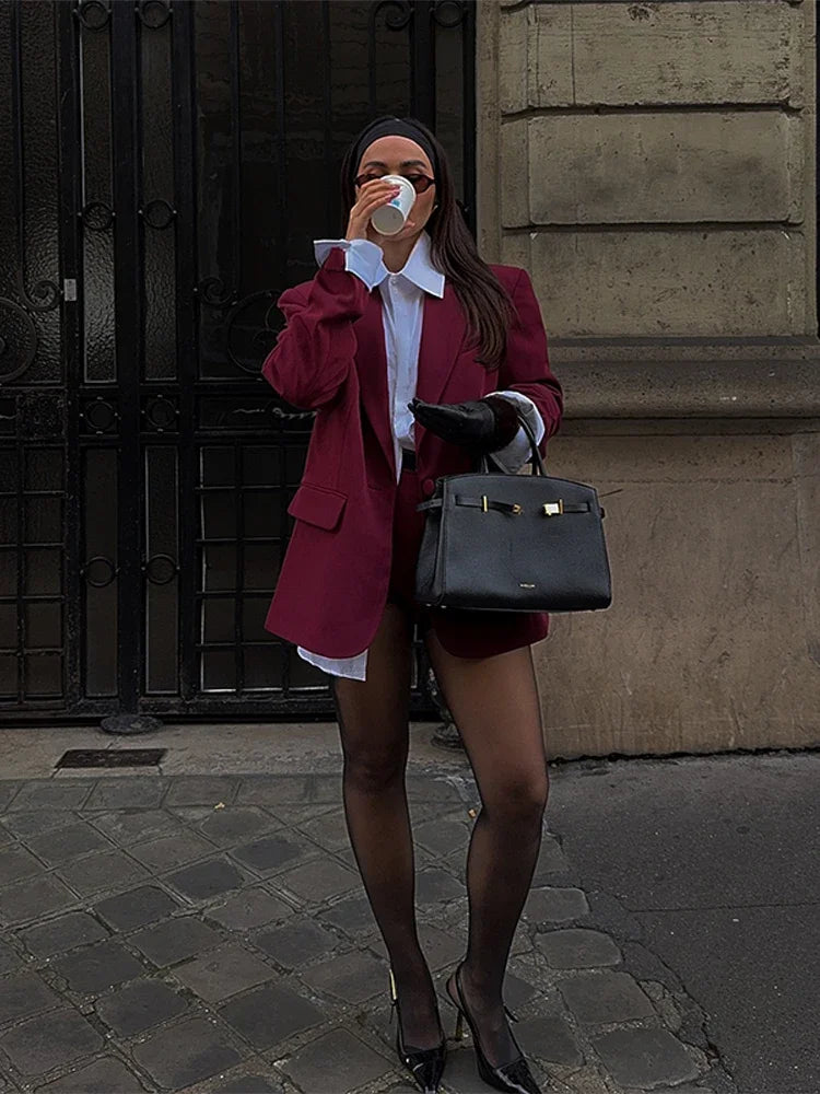 Woman's elegant Wine red suit jacket chic Long sleeved shoulder coat 2026 Fashionable commuting outfits streetwear