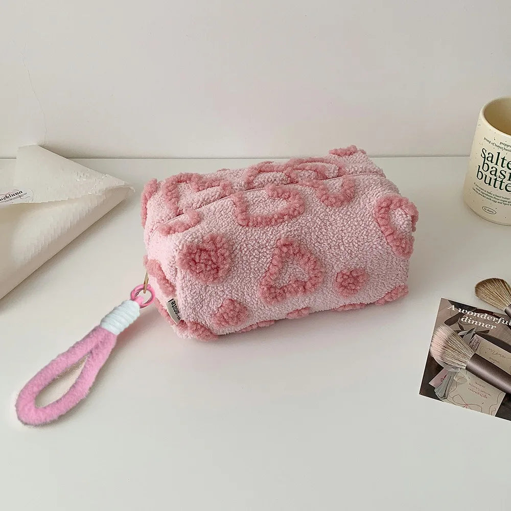 Ins Wind Plush Love Cosmetic Bag Outdoor Travel Tote Bag Girl Large Capacity Storage Bag Portable Toilet Bag