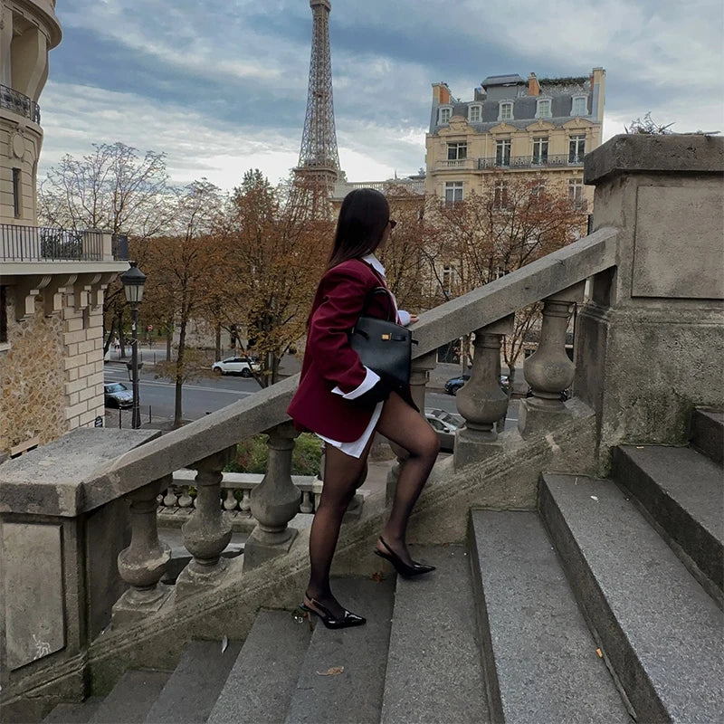 Woman's elegant Wine red suit jacket chic Long sleeved shoulder coat 2026 Fashionable commuting outfits streetwear