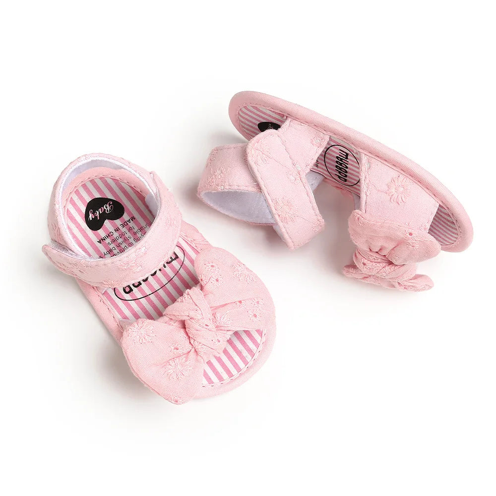Baby Summer Beach Sandals with Butterfly Bow 0-18 Months Neonatal Casual Shoes Fashionable Indoor and Outdoor Flat Shoes