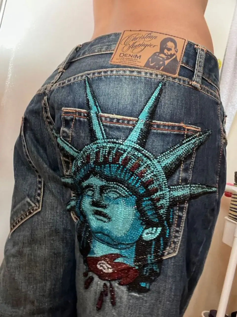 Y2K Wide-Leg Embroidered Jeans – High-Waist Vintage Style
