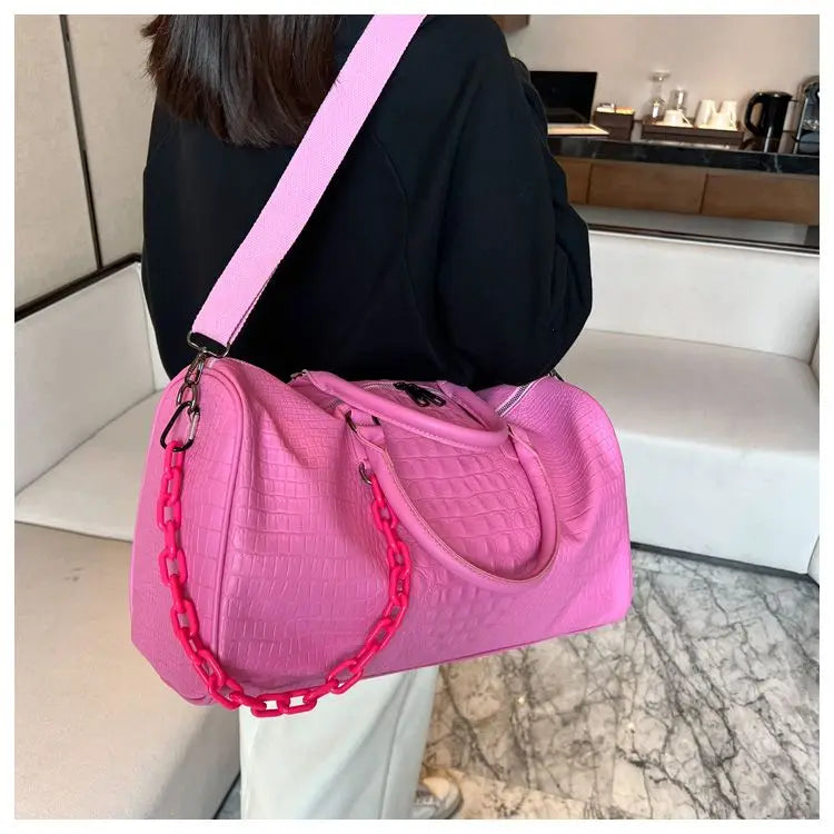 European / American Fashion Crocodile Pattern Embossed Large Capacity Portable Sports Travel Single Shoulder Crossbody Bag Trend