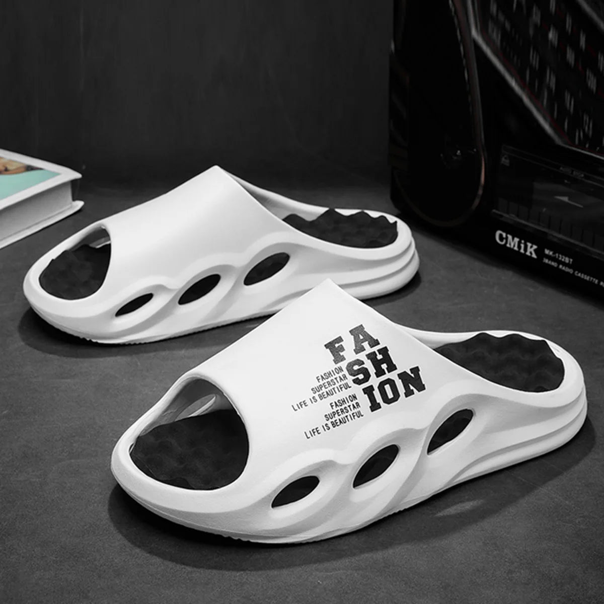 Men Fashion Massage Slippers Indoor/Outdoor Sandals Beach Flip Flop Thick Sole Male Slides Summer Non-Slip Men Shower Slippers