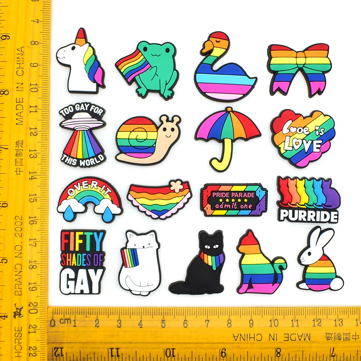 New rainbow shoe charm hole shoe accessories DIY shoe accessories PVC soft rubber shoe buckle jewelry spot wholesale