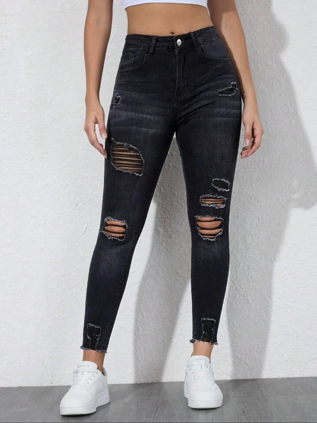 New In Women Fashion Mid Waist Ripped Hole Jeans Casual High Street Denim Pants Sexy Frayed Slim Fit Pencil Pants for Women