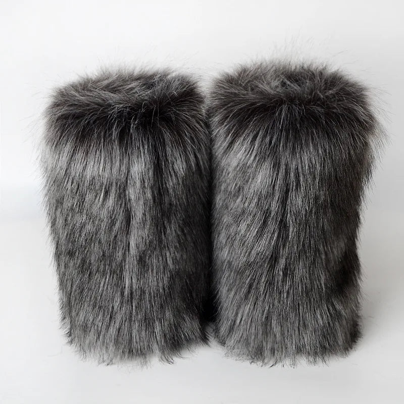 Women's Winter Snow Boots Outdoor Luxury Furry Faux Fox Fur Boots Woman Plush Warm Platform Shoes New Fashion Bottes Big Size 46