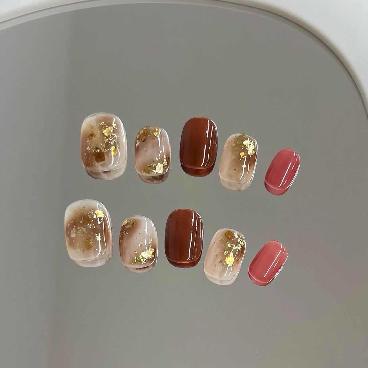 10Pcs Glitter Handmade Press On Nails Short Round Japanese Heart Diamond Full Cover Autumn Decorative Manicure Wearable Nail Tip