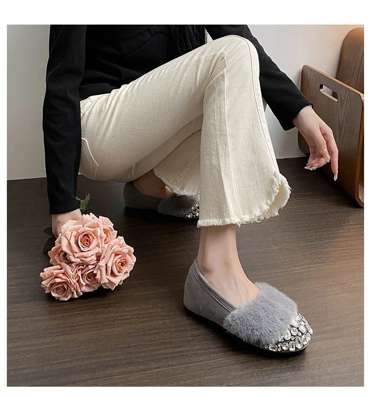Luxury Glitter Rhinestone Ladies Plush Flat Shoes Female Cozy Crystal Decorate Loafers Winter Warm Walking Driving Shoes Casual