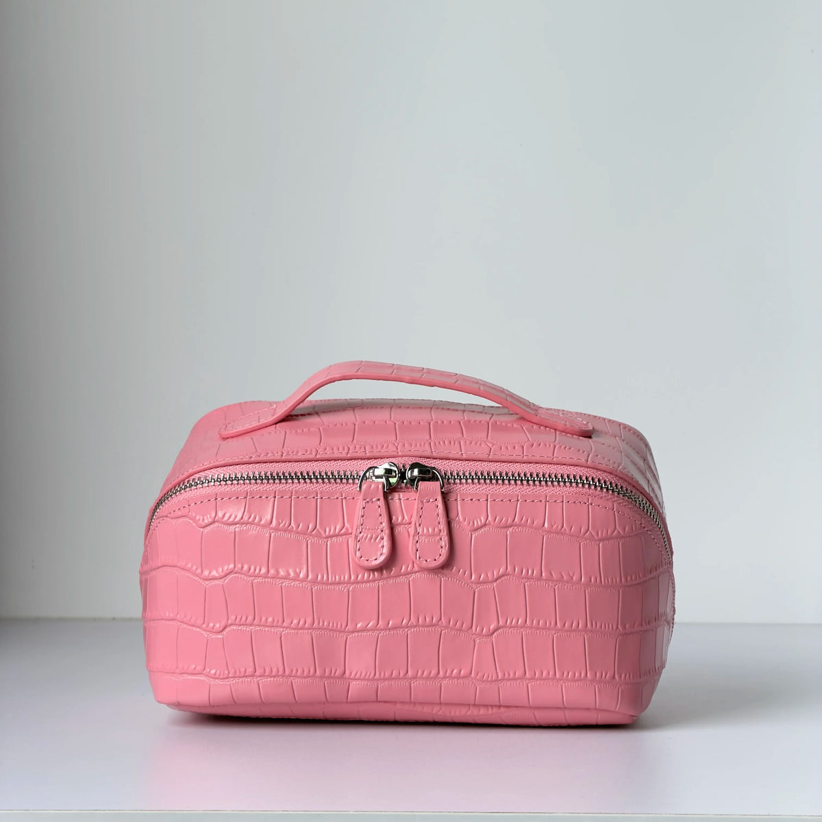 Pink Cowhide Crocodile Pattern Cosmetic Bag Luxury Large Capacity Genuine Leather Travel Toiletry Storage Portable Vanity Case