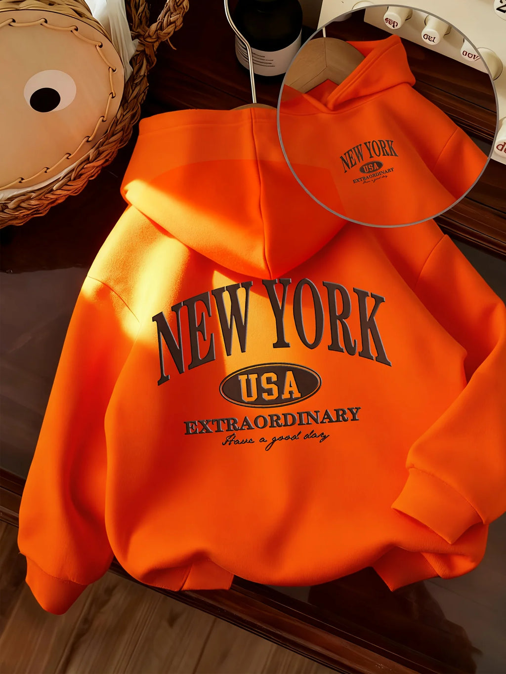 New American-style children's hoodie with New York print and American oval logoPerfect for fall/winter Christmas gifts for kids.