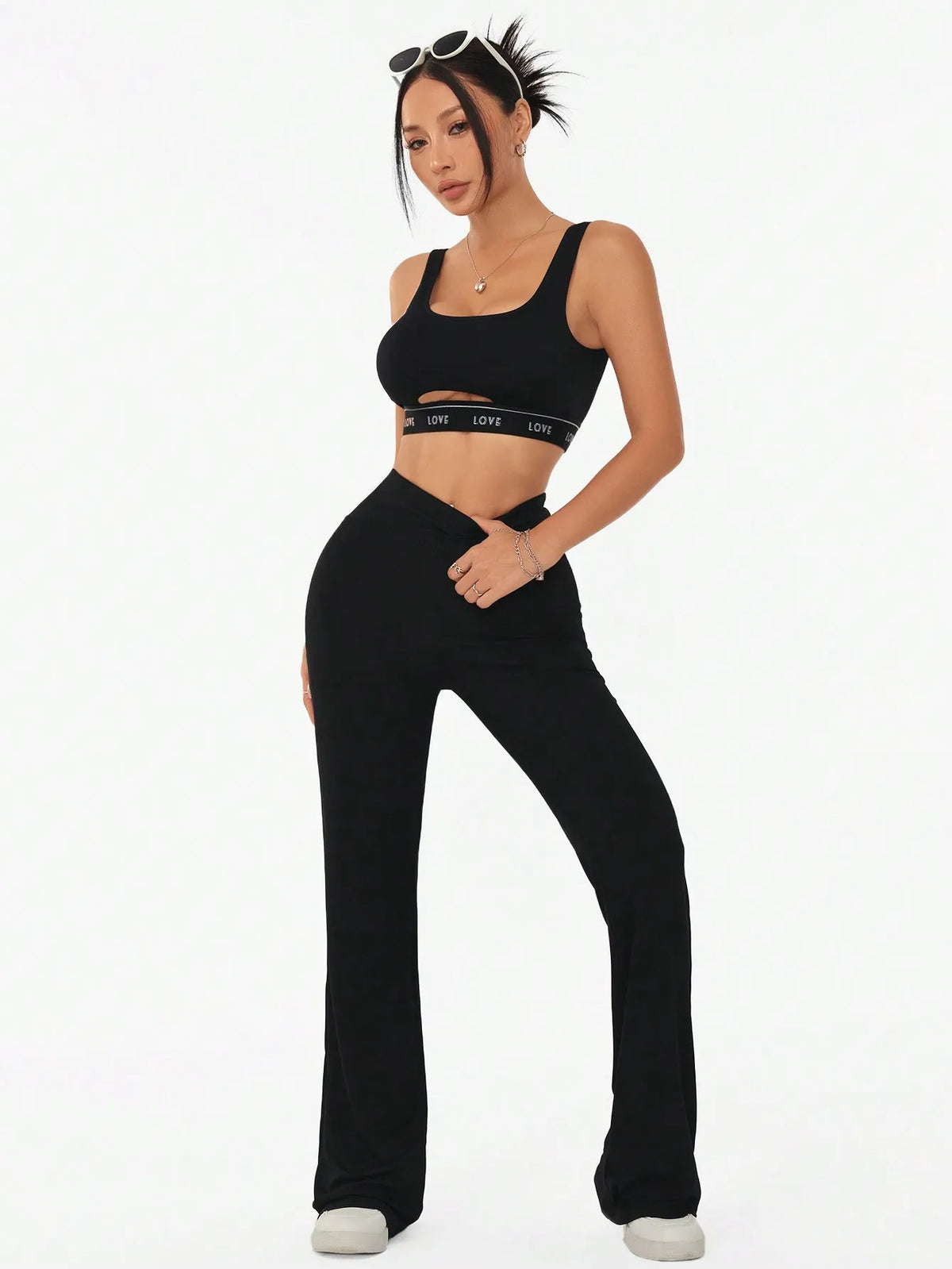 Women Ribbed U Neck Sports Bra Letter LOVE Print Band Mid Cutout Sleeveless Yoga Crop Top Gym Workout Fitness Tank Vest