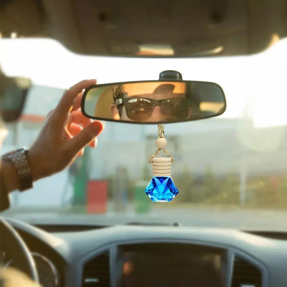 Car Perfume Pendant Include Essential Oil Air Fresheners Novelty Auto Flavoring Air Freshener Diffuser Oil Fragrance Bottle