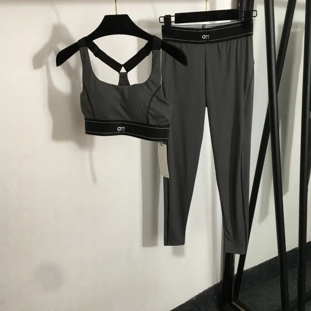 2026 Summer New Style Yoga Sports Outfit - Bandeau Top Stretchy Ankle-length Leggings