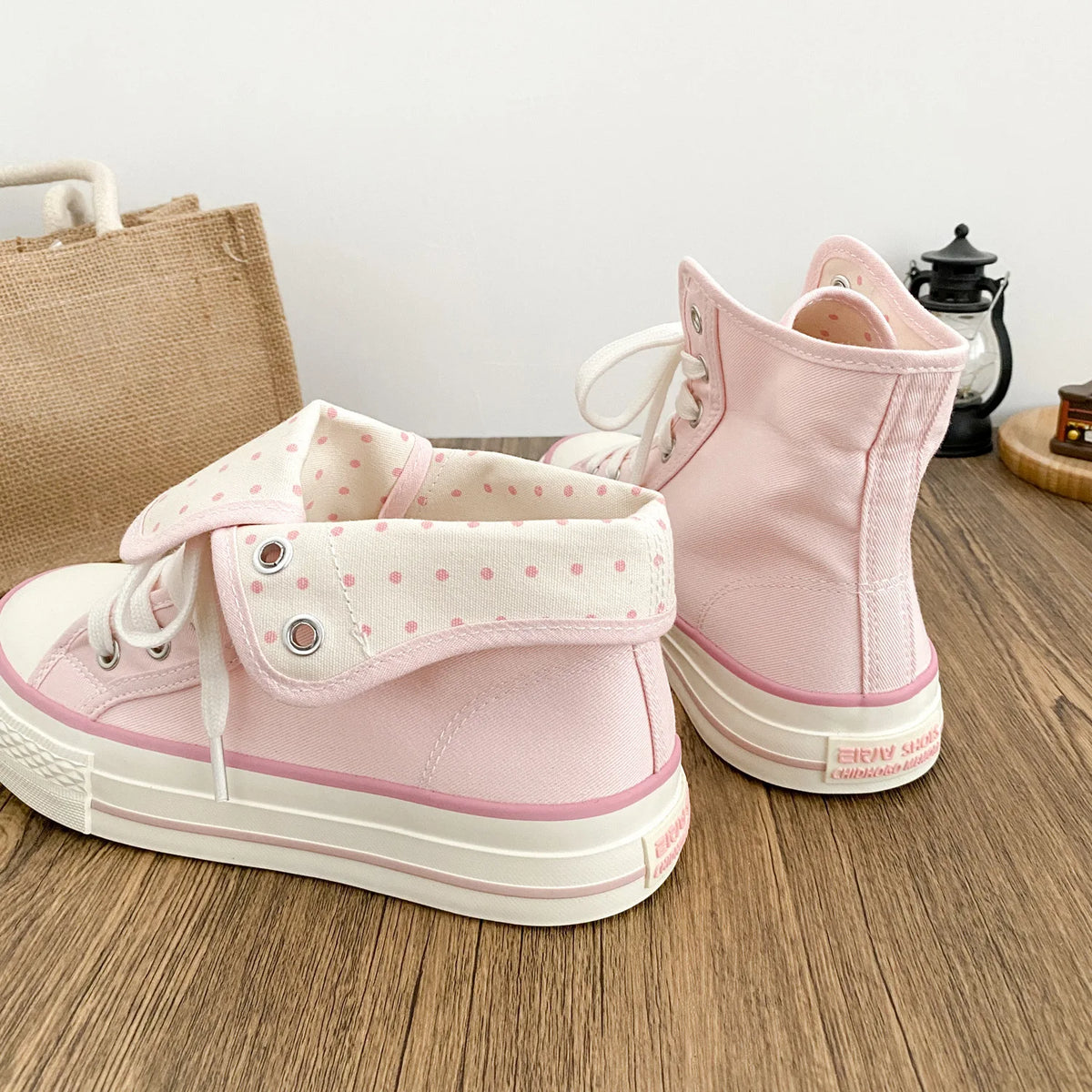 2026 Fresh Women Canvas Shoes High Top Female Flat Canvas Sneakers Lace Up Student Black Sport Shoes Pink Girls Shoe Summer