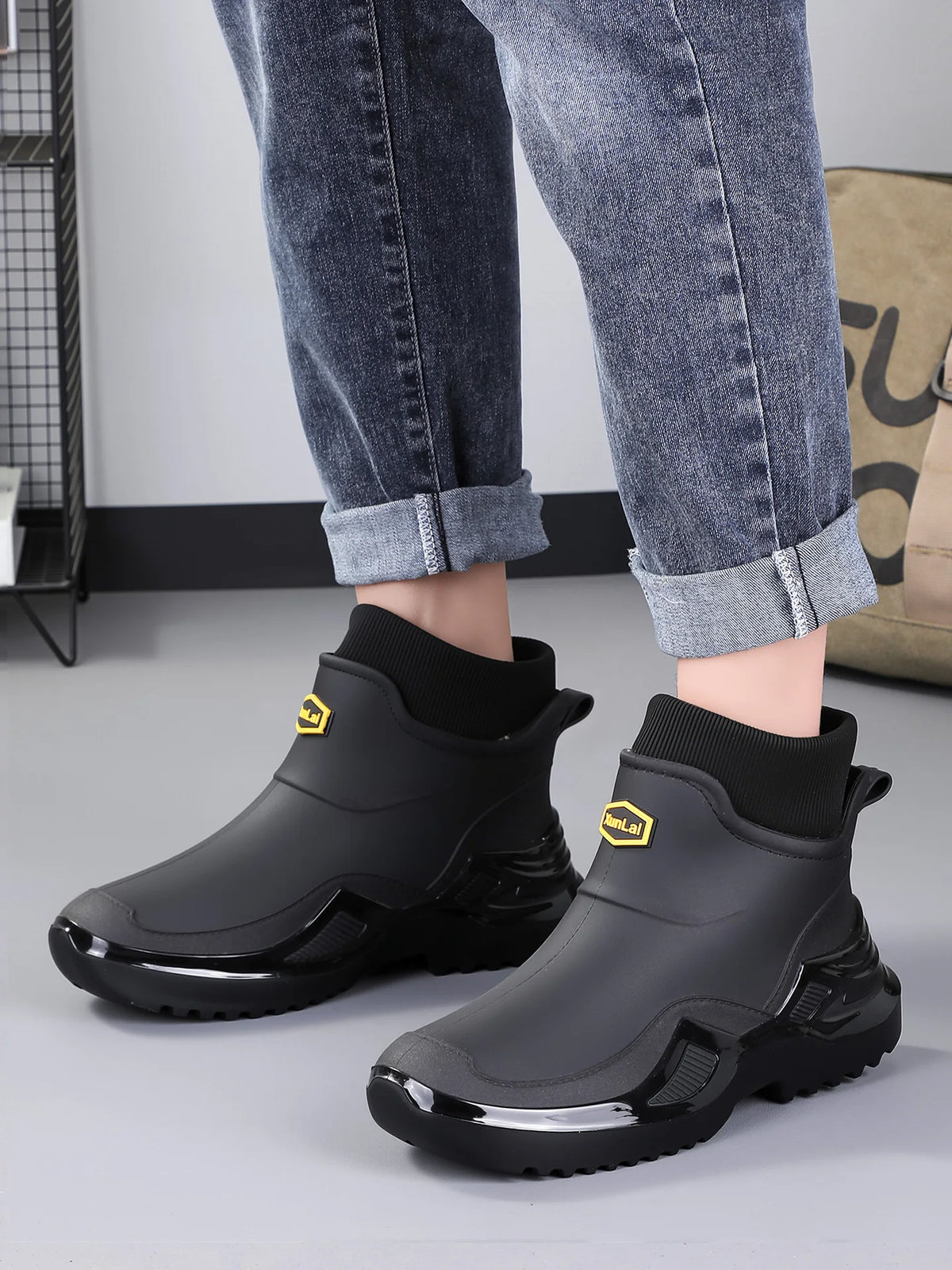 Men Women Winter Waterproof Rain Boots Fleece Warm Snow Sock Cuff Anti Slip Ankle Boots Outdoor Work Garden Shoes Size 36-46