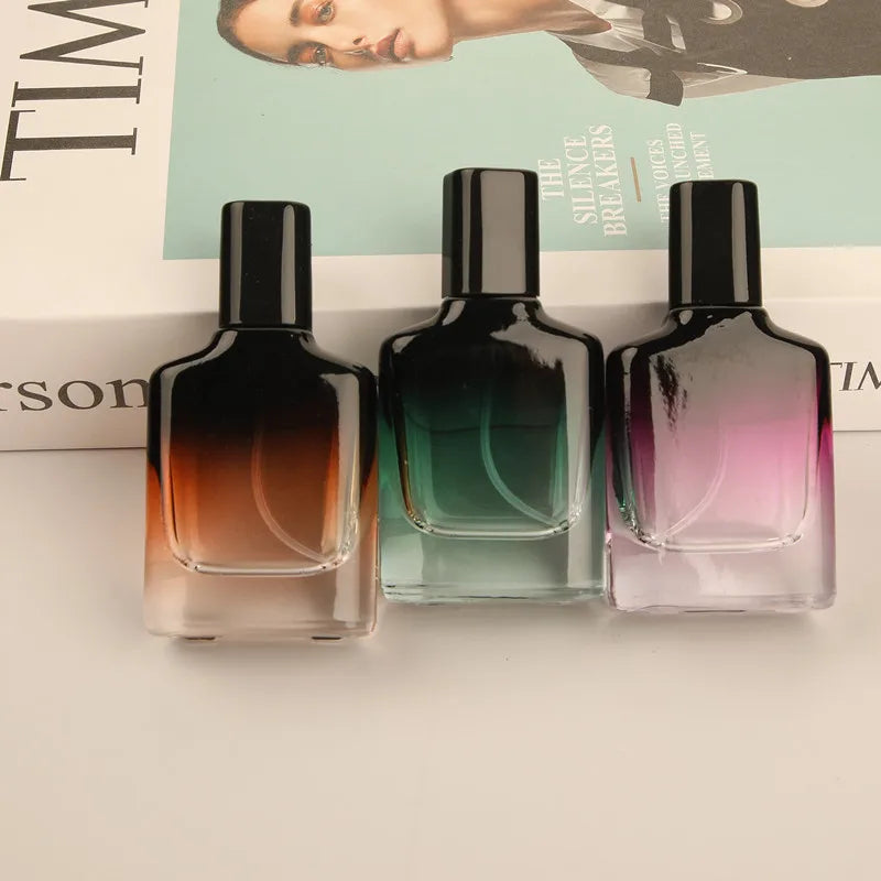 30ml Perfume Bottle Colored Glass Push Spray Bottle (Color Random) Travel Portable Cosmetic Liquid Dispenser Bottle Empty Bottle