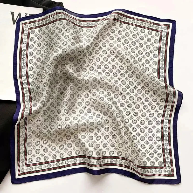 Nature Silk Neck Scarves Lady Foulard Lovely Strawberry Print 100% Real Silk Square Scarf for Women Bag Ribbon Hairband Kerchief