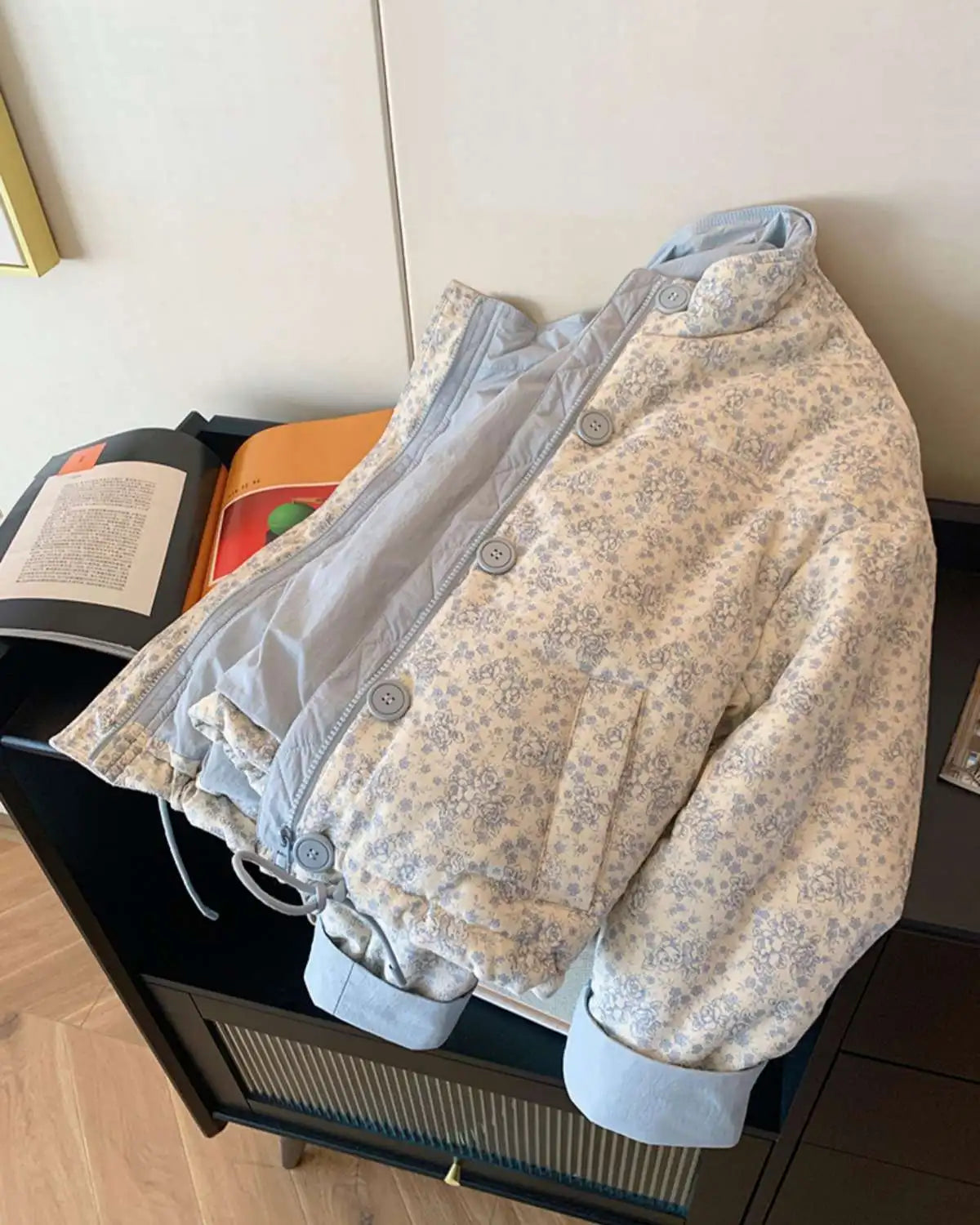 Blue Printed Stand Up Collar Cotton Jacket For Women's Winter 2024 New Casual Loose Korean Version Sweet Warm Cotton Jacket