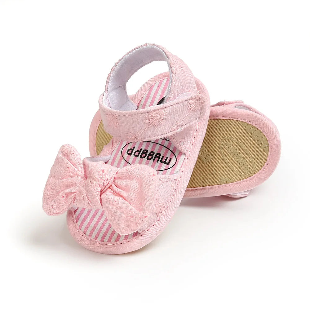 Baby Summer Beach Sandals with Butterfly Bow 0-18 Months Neonatal Casual Shoes Fashionable Indoor and Outdoor Flat Shoes