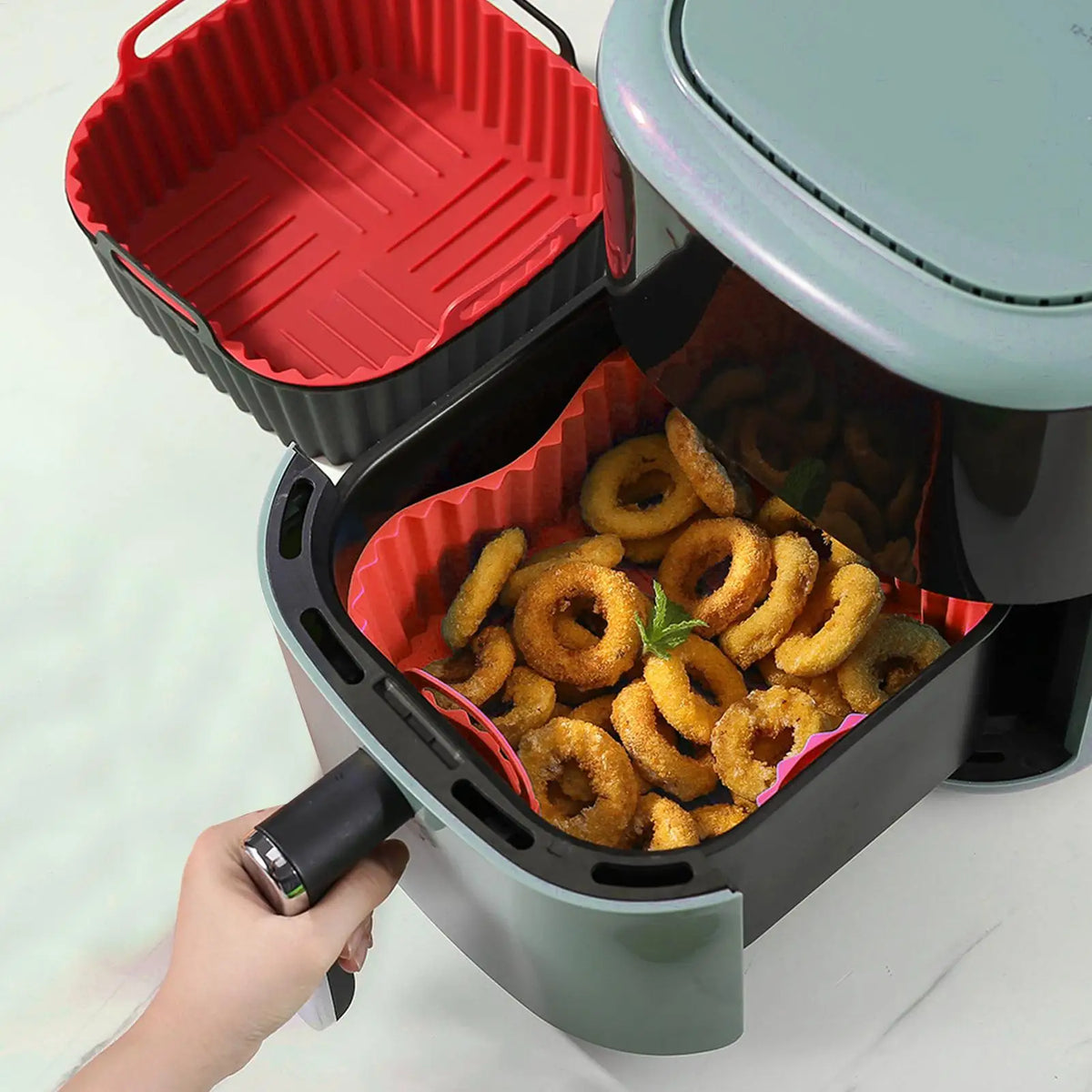 Silicone Air Fryer Liner Silicone baking Tray Square Air Fryer Plate Non-stick Baking Tray For Cooking Roasting Grilling Pizza