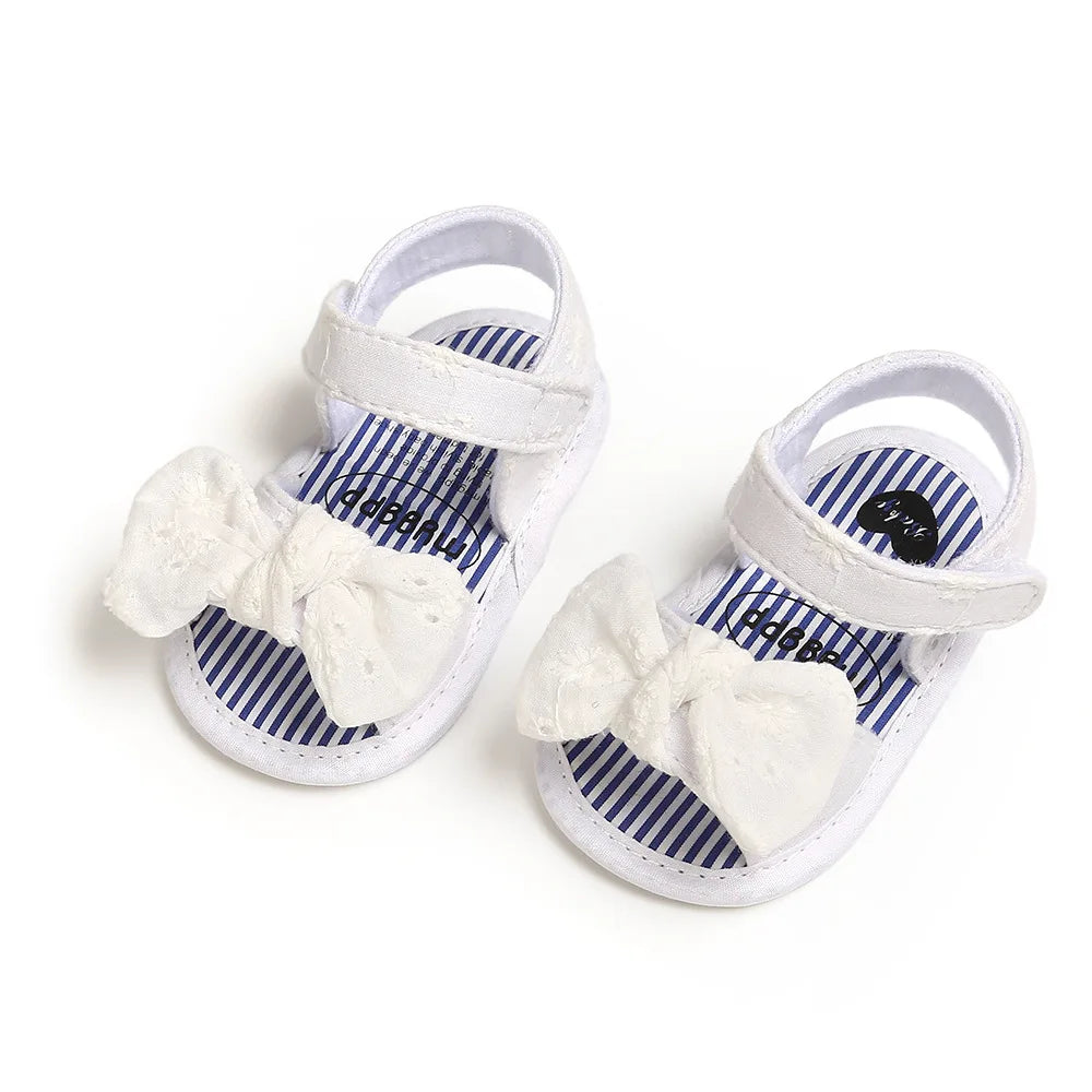 Baby Summer Beach Sandals with Butterfly Bow 0-18 Months Neonatal Casual Shoes Fashionable Indoor and Outdoor Flat Shoes