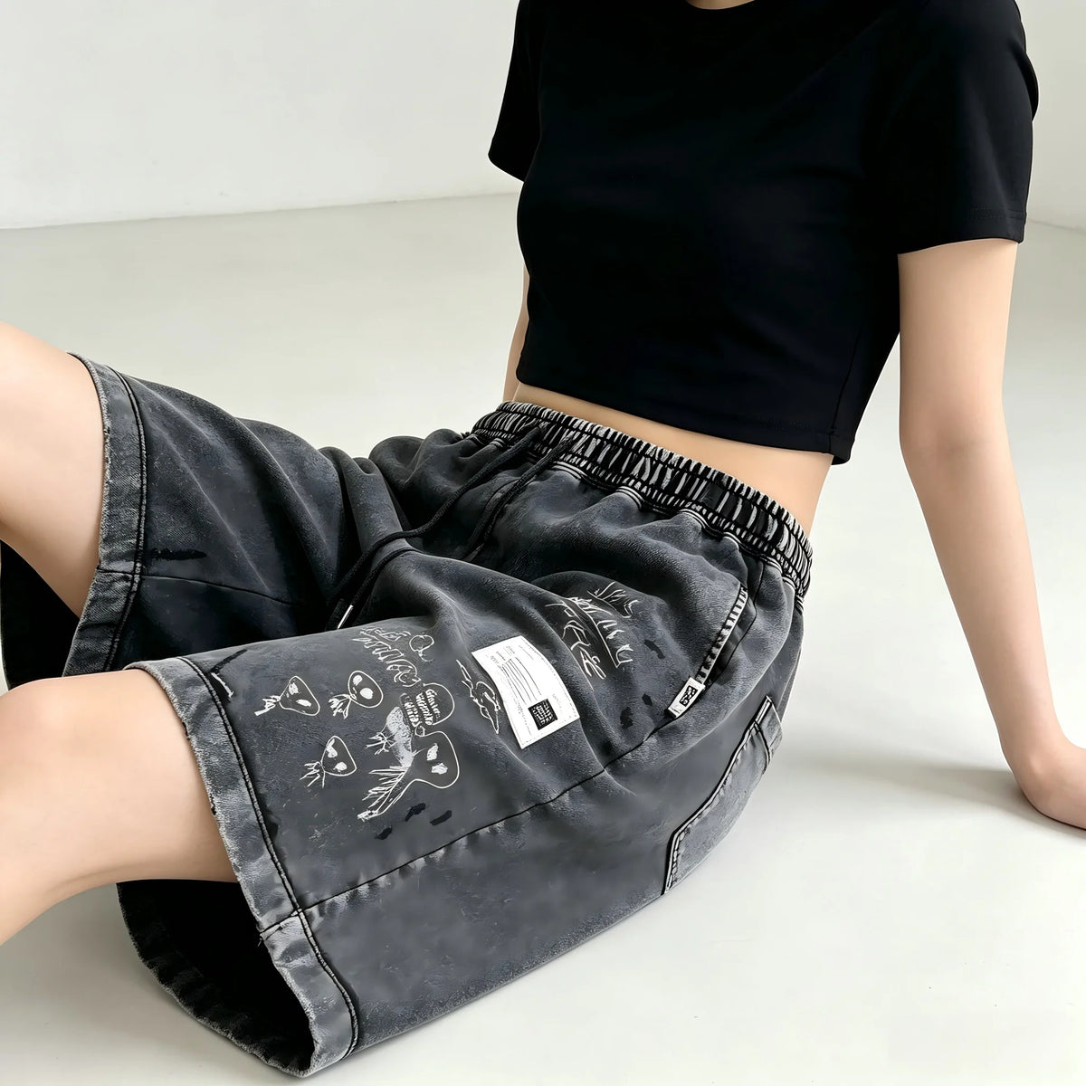 Vintage Washed Distressed Sweat Shorts Men Women Unisex American Streetwear Graffiti White Ink Digital Print Drawstring Elastic