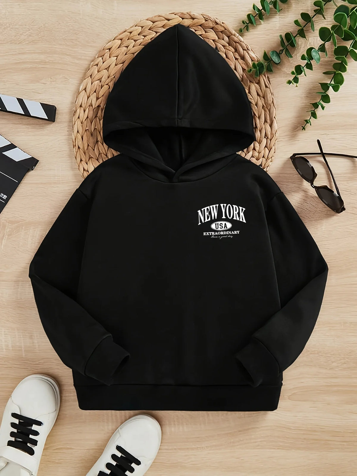 New American-style children's hoodie with New York print and American oval logoPerfect for fall/winter Christmas gifts for kids.