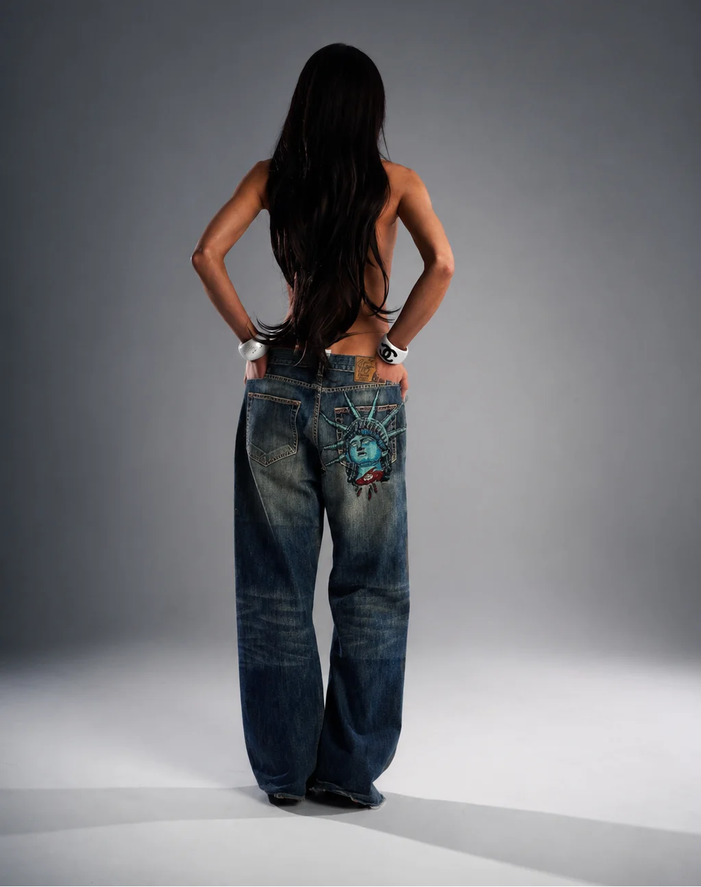 Y2K Wide-Leg Embroidered Jeans – High-Waist Vintage Style