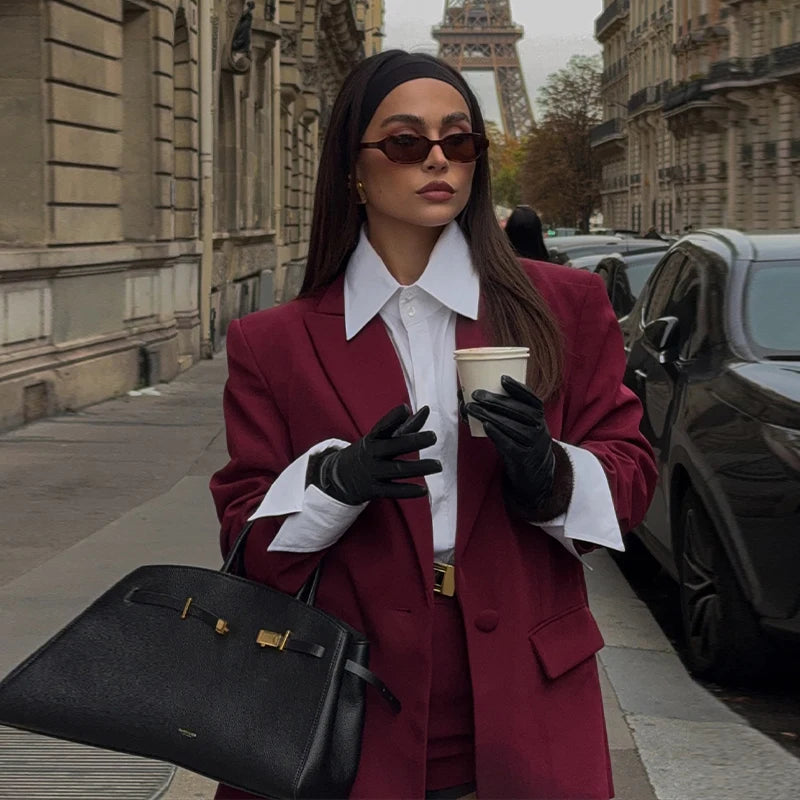 Woman's elegant Wine red suit jacket chic Long sleeved shoulder coat 2026 Fashionable commuting outfits streetwear